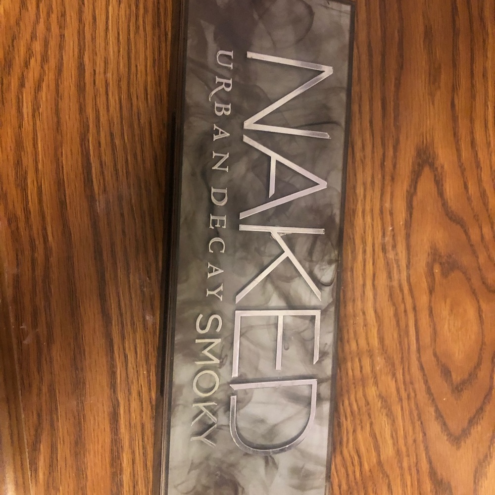 Naked Smokey Palette